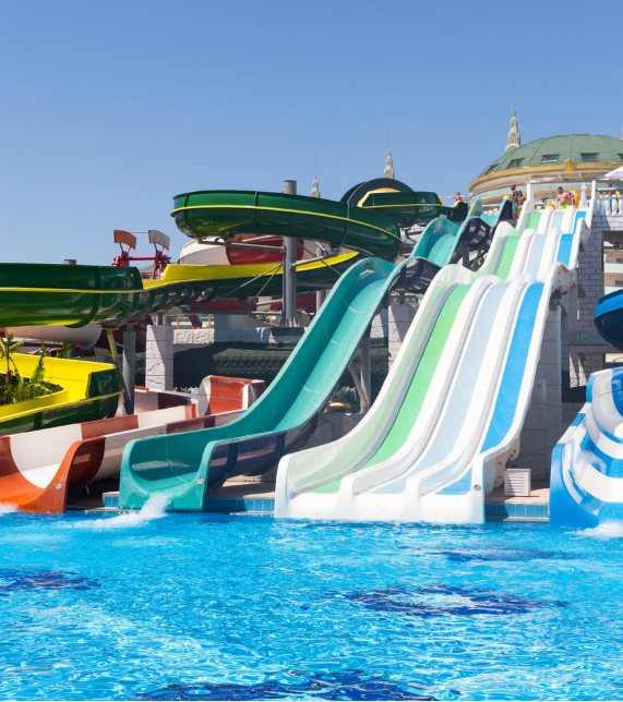 Kinderanimation, <br>Aquaparks und <br>flache Sandstrände.